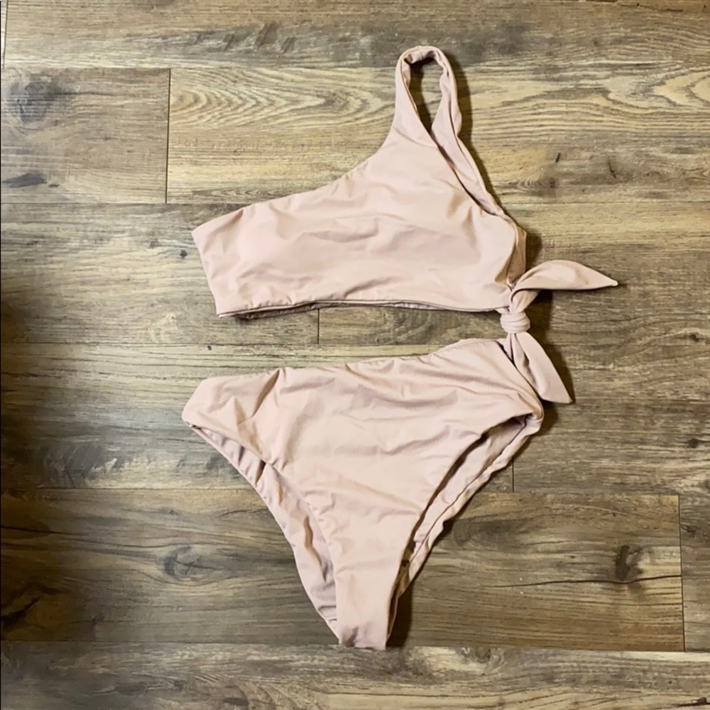 L.A hearts bikini